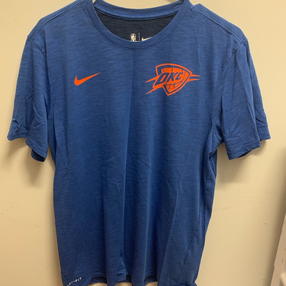 Men’s Nike Okc Thunder drifit tshirt